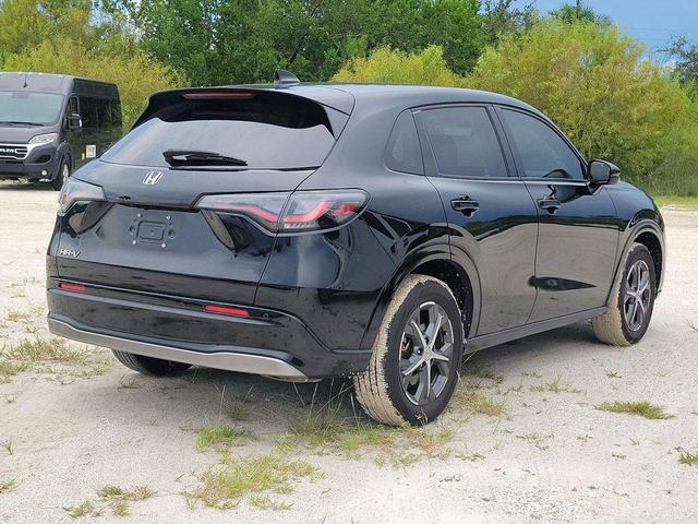 Photo of 2024 Crystal Black Pearl Honda HR-V