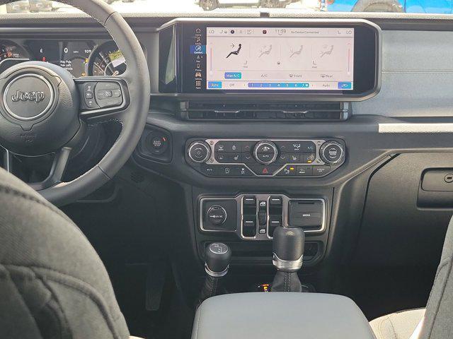 Photo of 2025 Black Clearcoat Jeep Gladiator