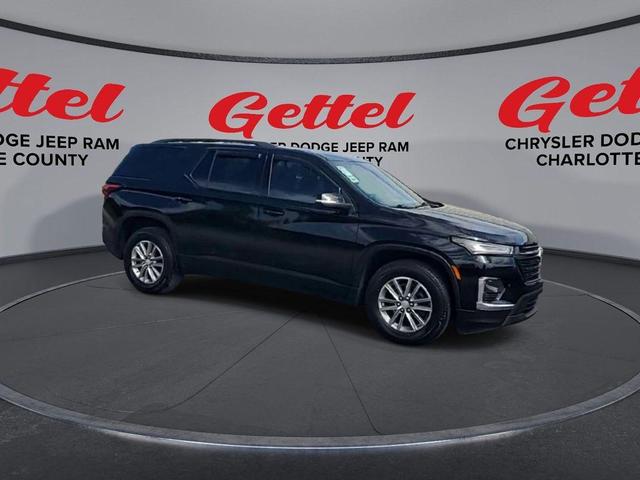 Photo of 2023 Mosaic Black Metallic Chevrolet Traverse