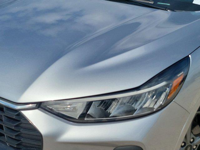 Photo of 2023 Iconic Silver Metallic Ford Escape