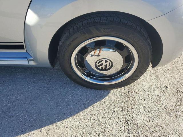 Photo of 2014 Reflex Silver Metallic Volkswagen Beetle