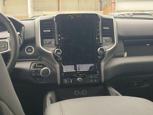 Photo of 2025 Billet Silver Metallic Clearcoat RAM 1500