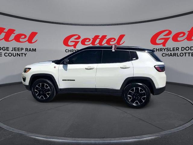 Photo of 2021 White Clearcoat Jeep Compass