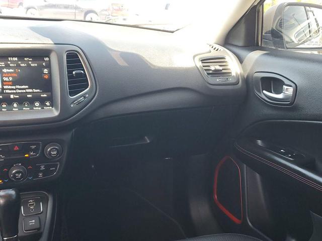 Photo of 2021 White Clearcoat Jeep Compass
