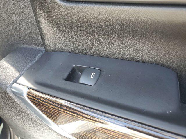 Photo of 2021 Summit White GMC Sierra 1500