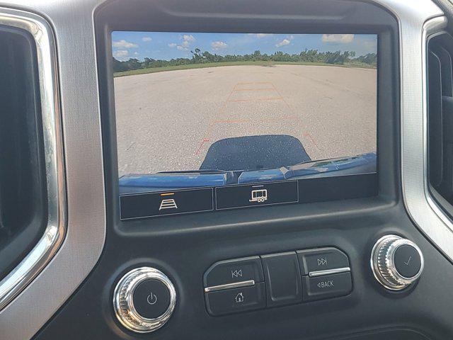 Photo of 2021 Summit White GMC Sierra 1500