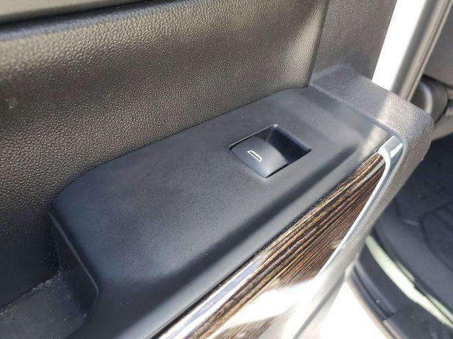 Photo of 2021 Summit White GMC Sierra 1500