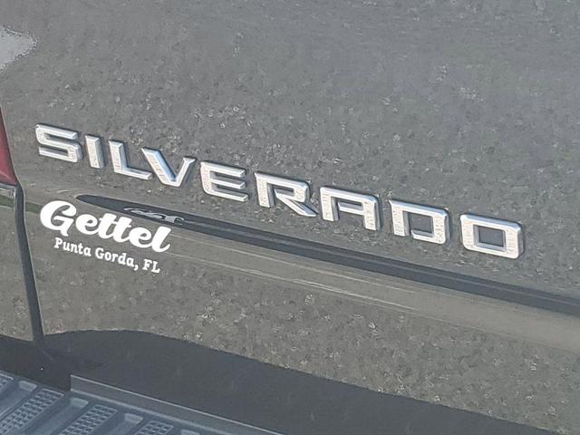 Photo of 2023 Black Chevrolet Silverado 1500