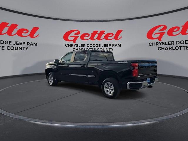Photo of 2023 Black Chevrolet Silverado 1500