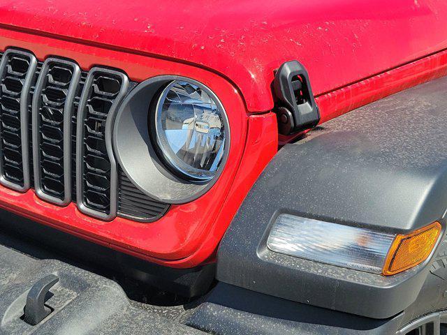 Photo of 2025 Firecracker Red Clearcoat Jeep Wrangler