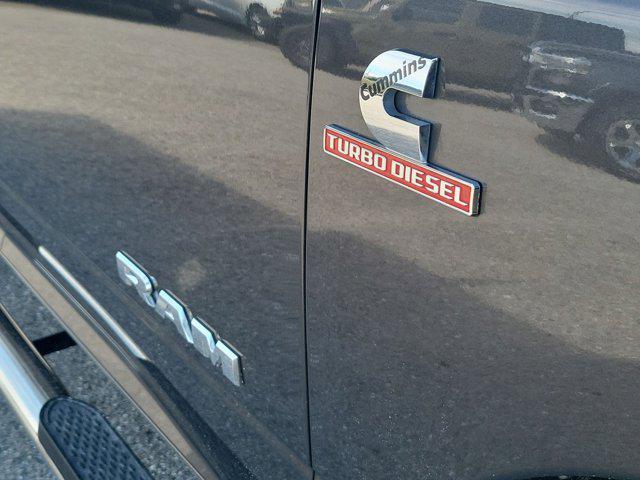 Photo of 2024 Granite Crystal Metallic Clearcoat RAM 2500