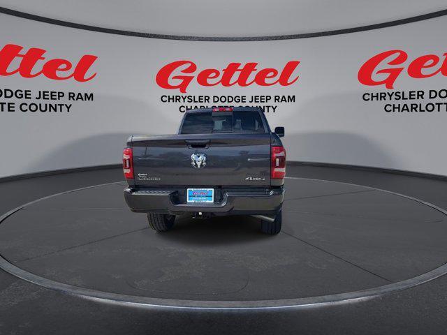 Photo of 2024 Granite Crystal Metallic Clearcoat RAM 2500