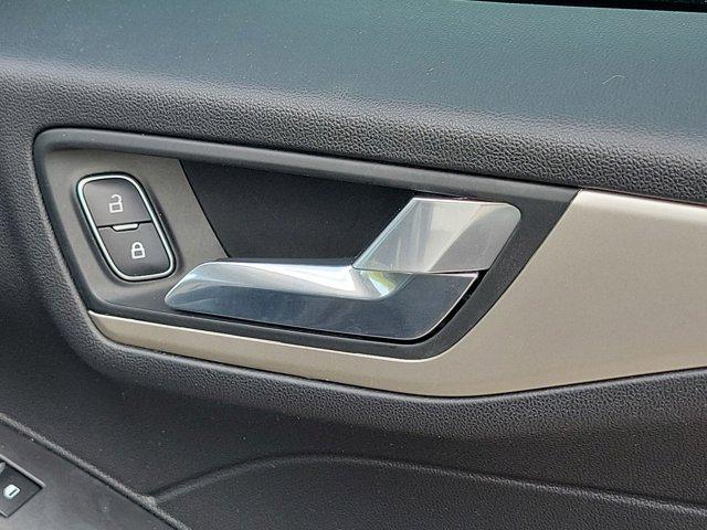 Photo of 2021 Carbonized Gray Metallic Ford Escape