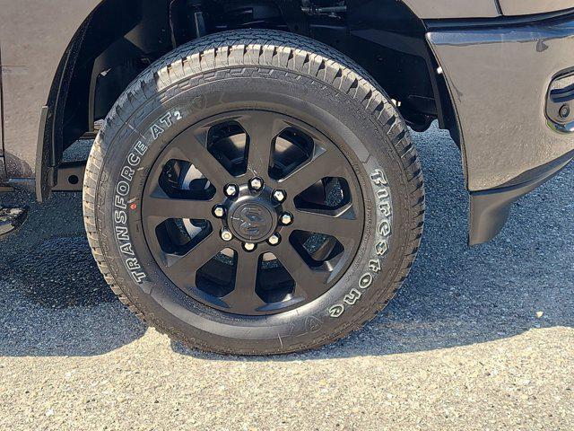 Photo of 2025 Granite Crystal Metallic Clearcoat RAM 2500