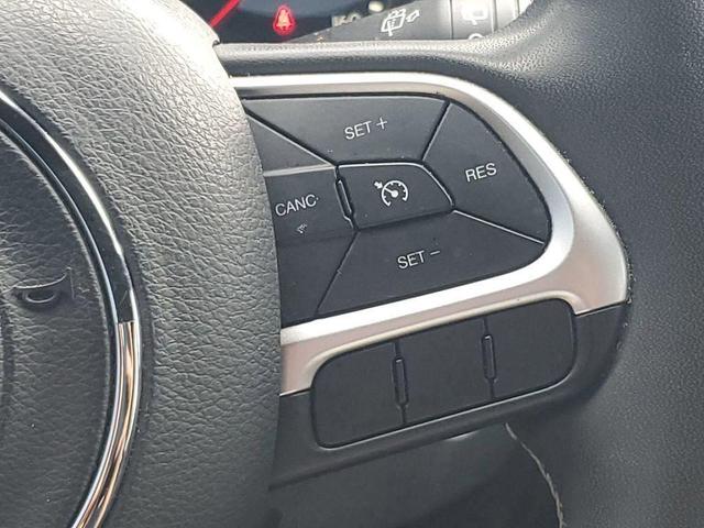 Photo of 2021 Laser Blue Pearlcoat Jeep Compass
