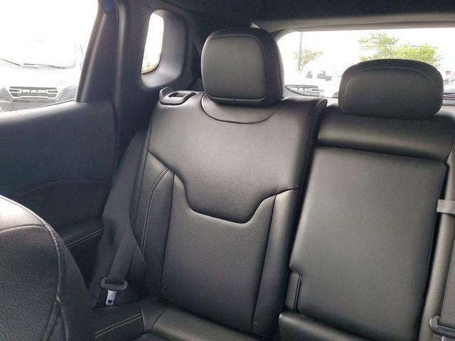 Photo of 2021 Laser Blue Pearlcoat Jeep Compass