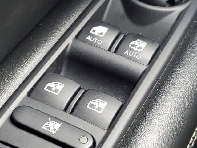 Photo of 2021 Laser Blue Pearlcoat Jeep Compass