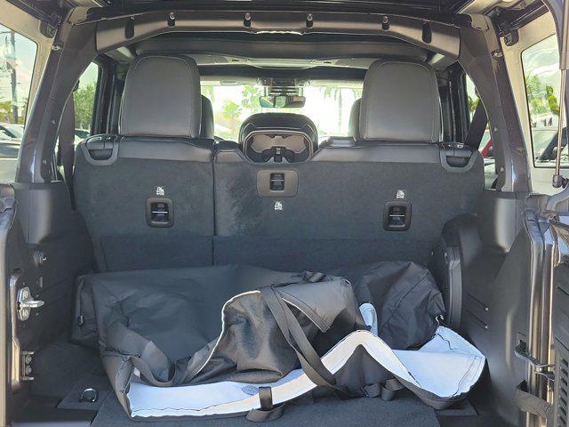 Photo of 2025 Granite Crystal Metallic Clearcoat Jeep Wrangler