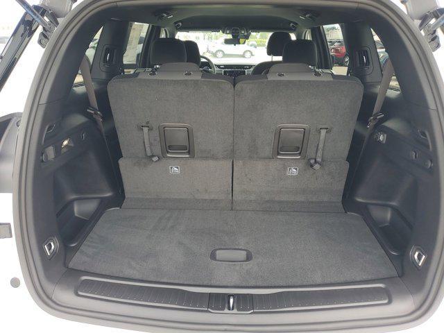 Photo of 2025 Bright White Clearcoat Jeep Grand Cherokee L