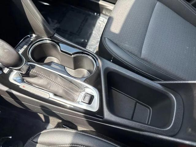 Photo of 2022 Satin Steel Metallic Buick Encore GX