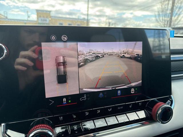 Photo of 2025 Sterling Metallic GMC Canyon