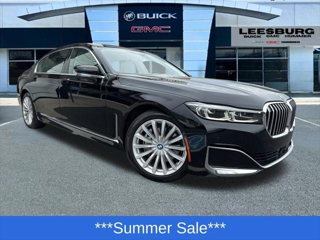 2022 BMW 740