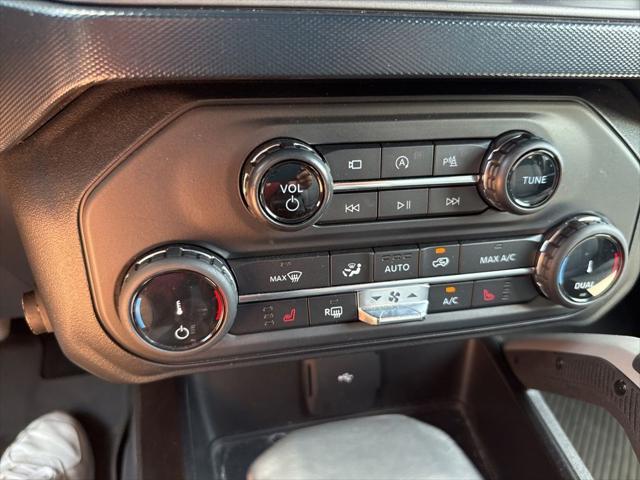 Photo of 2022 Gray Ford Bronco