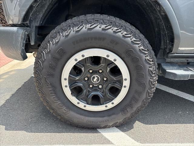 Photo of 2022 Gray Ford Bronco