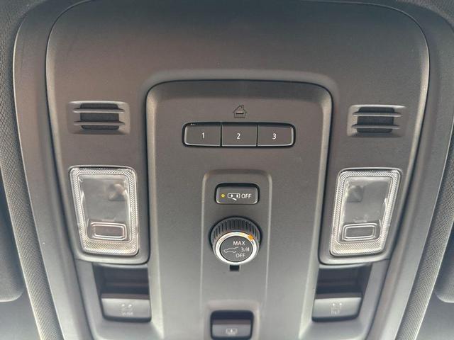 Photo of 2023 Summit White GMC Yukon