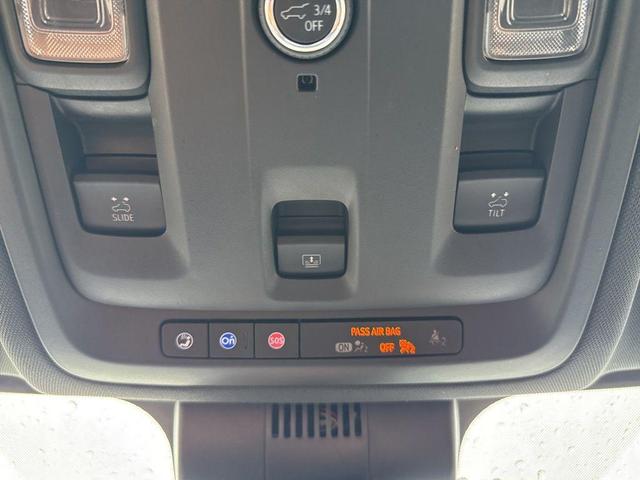Photo of 2023 Summit White GMC Yukon