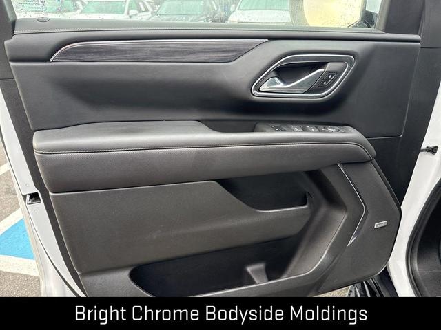 Photo of 2023 Summit White GMC Yukon