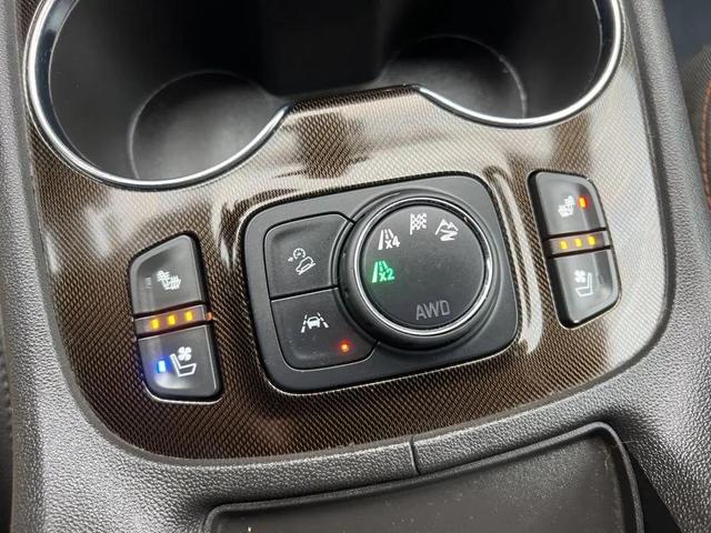 Photo of 2022 Cayenne Red Tintcoat GMC Acadia