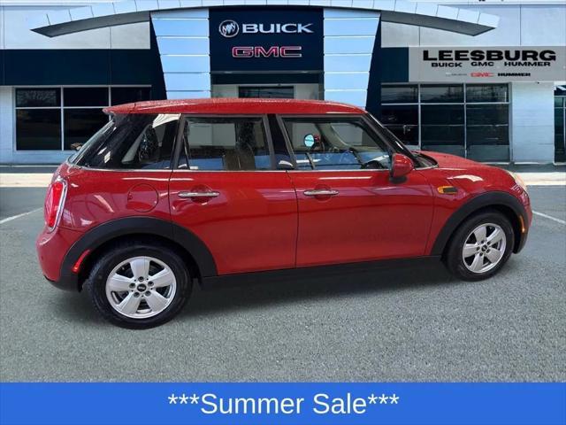 Photo of 2015 Red MINI Hardtop