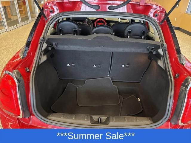 Photo of 2015 Red MINI Hardtop