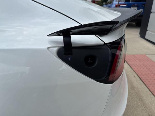 Photo of 2021 Pearl White Multi-Coat Tesla Model 3