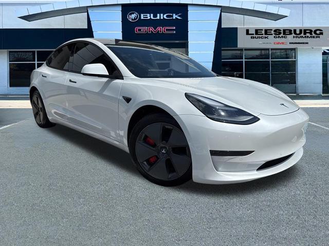 Photo of 2021 Pearl White Multi-Coat Tesla Model 3