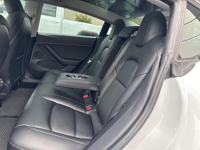 Photo of 2021 Pearl White Multi-Coat Tesla Model 3