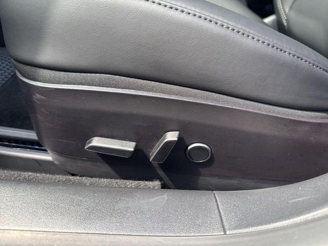 Photo of 2021 Pearl White Multi-Coat Tesla Model 3