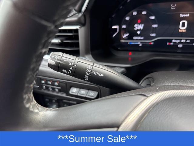 Photo of 2023 Midnight Blue Metallic GMC Yukon XL