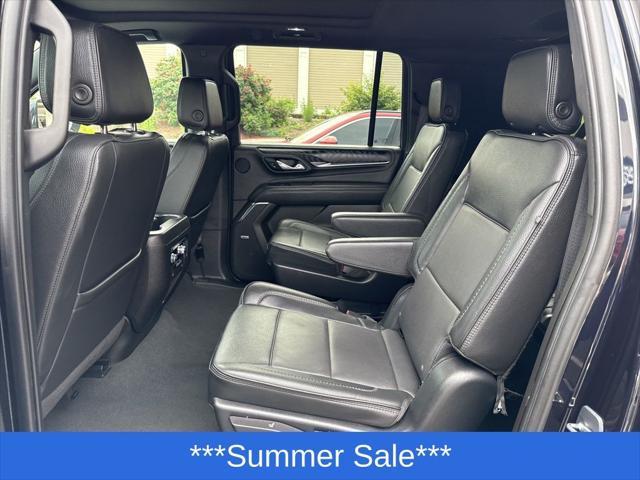Photo of 2023 Midnight Blue Metallic GMC Yukon XL