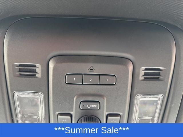 Photo of 2023 Midnight Blue Metallic GMC Yukon XL