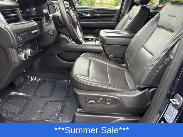 Photo of 2023 Midnight Blue Metallic GMC Yukon XL