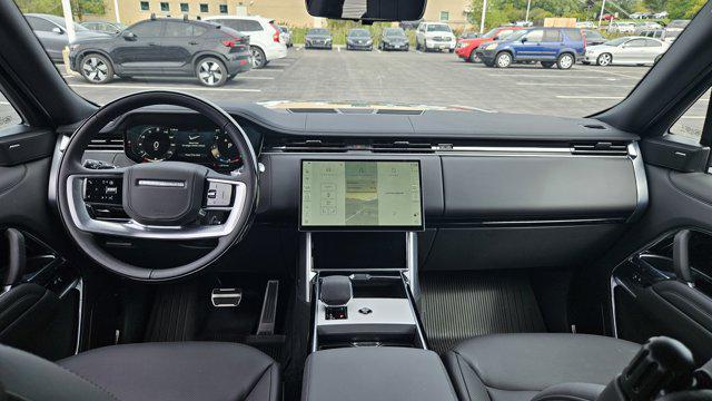 Photo of 2025 Eiger Grey Metallic Land Rover Range Rover