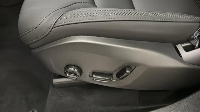 Photo of 2025 Denim Blue Metallic Volvo XC90