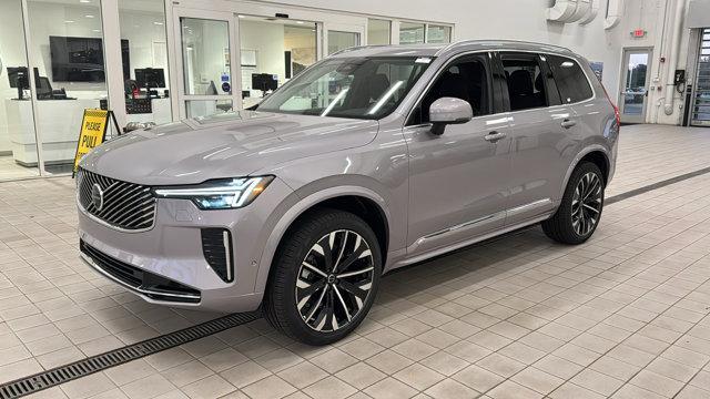 Photo of 2026 Aurora Silver Volvo XC90