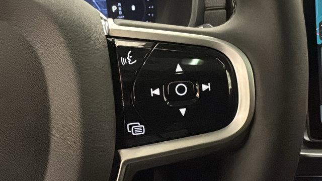 Photo of 2026 Aurora Silver Volvo XC90