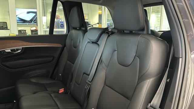 Photo of 2023 Platinum Grey Metallic Volvo XC90