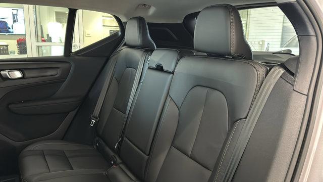 Photo of 2026 Aurora Silver Volvo XC40