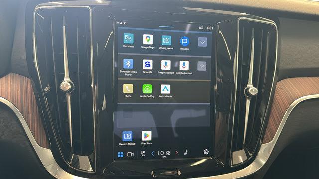 Photo of 2023 Thunder Grey Metallic Volvo S60