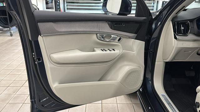Photo of 2026 Denim Blue Metallic Volvo XC90